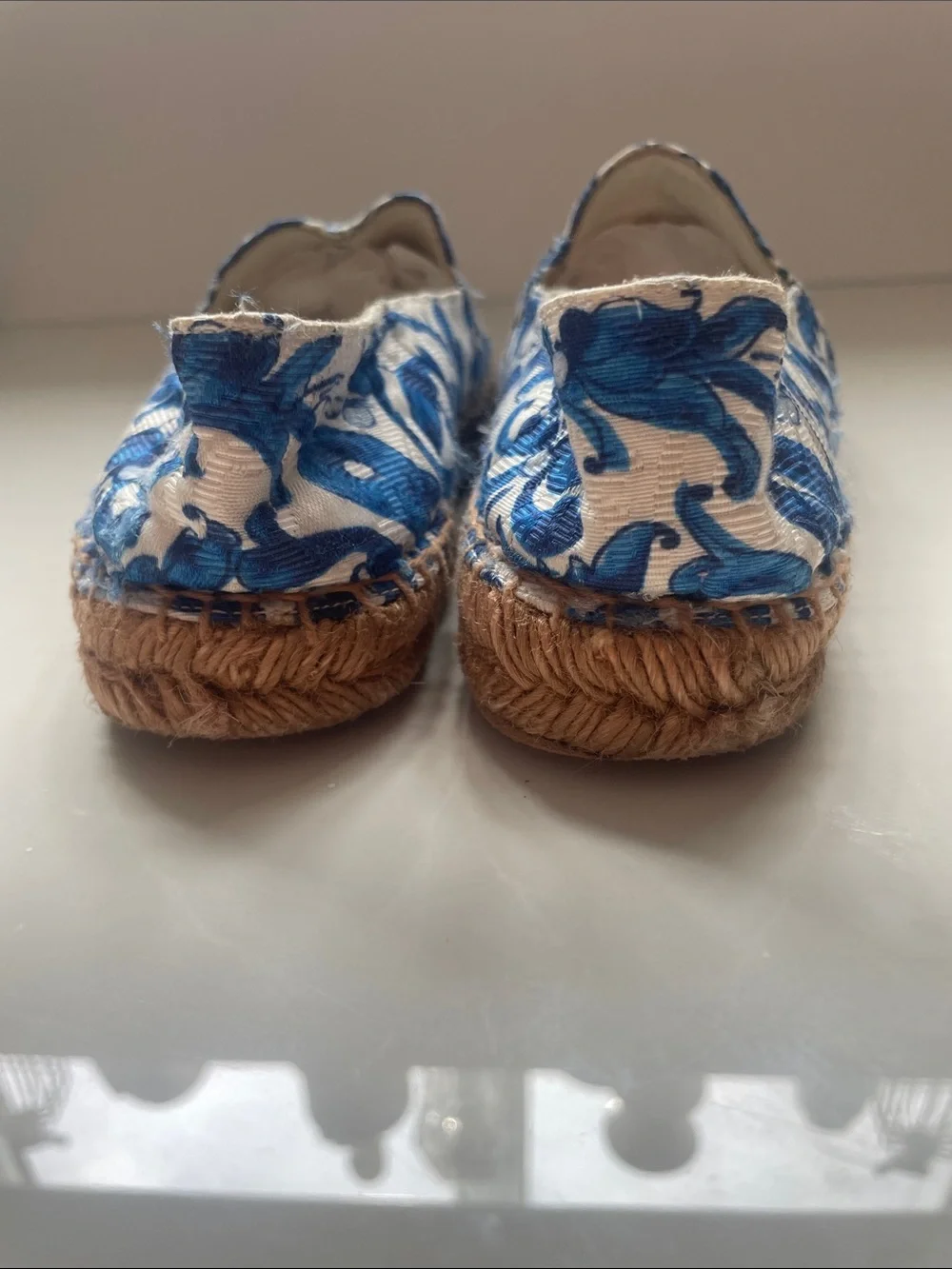 Dolce & Gabbana Blue and white maiolica canvas slip on espadriles sz 36